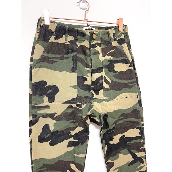 Atoir Serving the Nation Camo Pants Size XS (US 2) - Picture 4 of 5